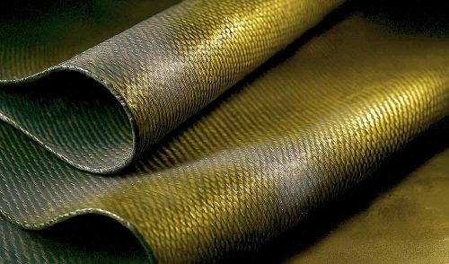 novaTEX® M — ткань из арамида и углеродных волокон, армированная хромистой стальной проволокой, покрытая натуральным каучуком для промышленного применения.